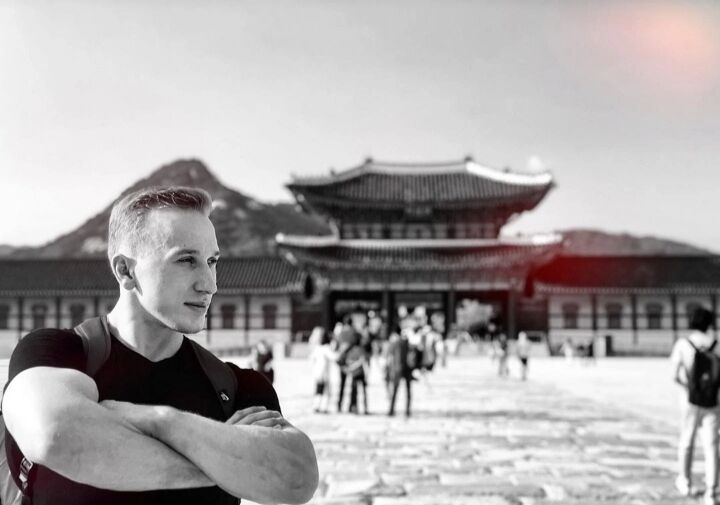  ,   Vladimir, 32 ,   ,   