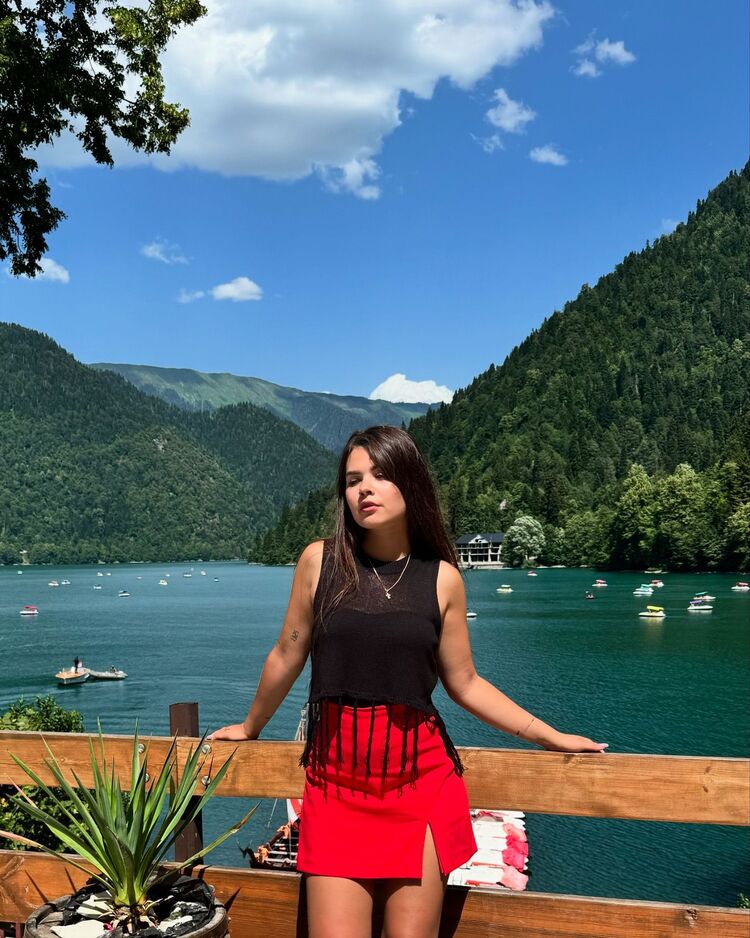  -,   Alina, 31 ,   ,   