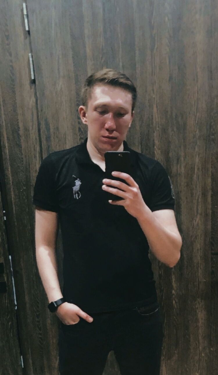  44494068  , 28 ,    