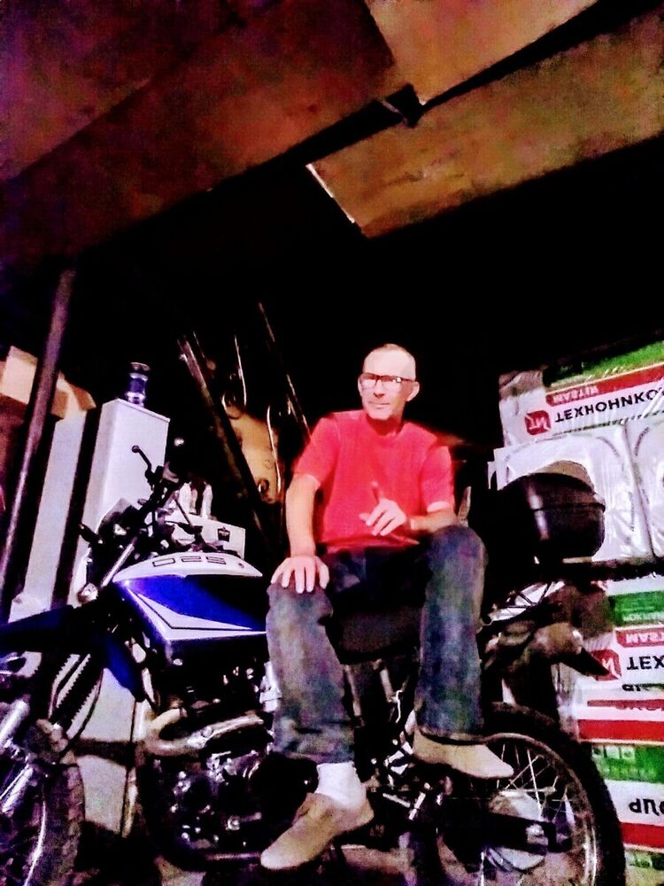  21656018  , 47 ,    
