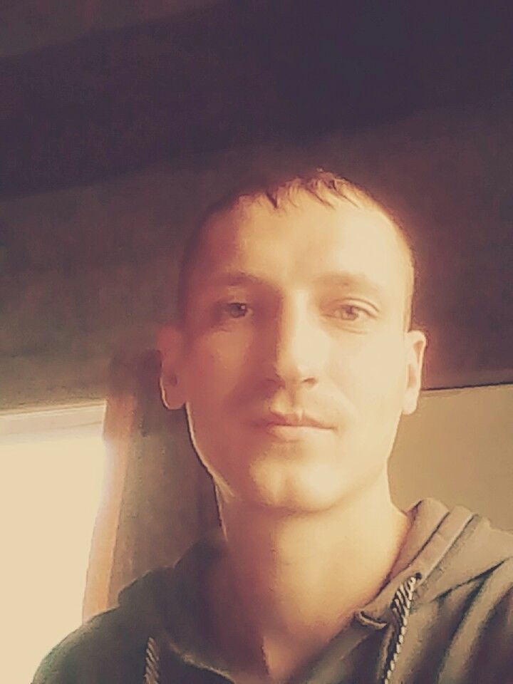  19178818  , 33 ,    