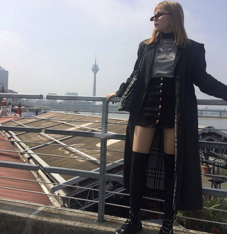  27927928  , 27 ,    -