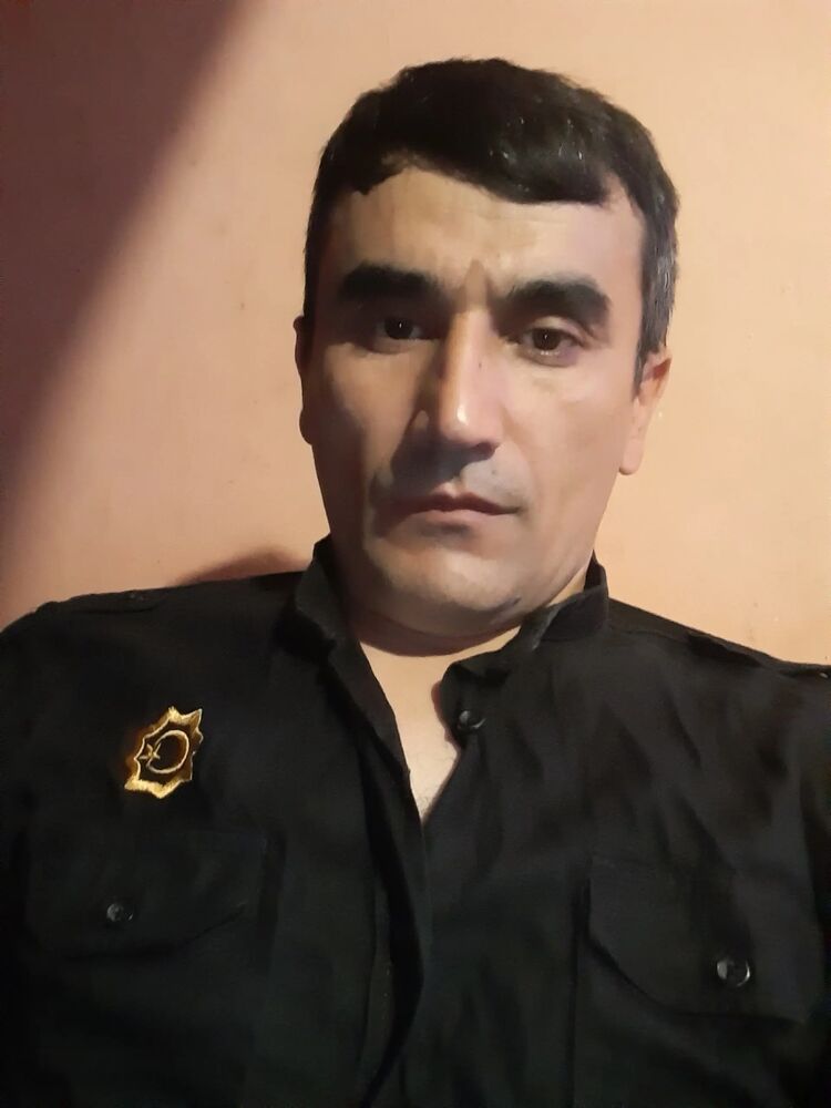  52917458  Anvar, 42 ,    -