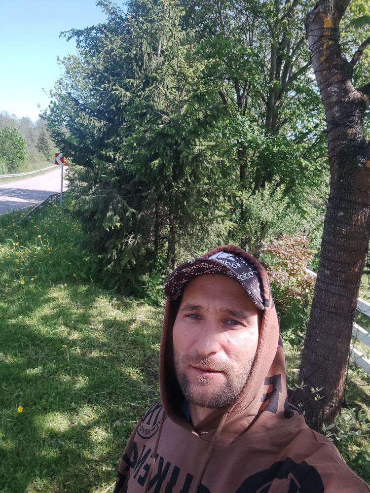  54623668  , 34 ,    -