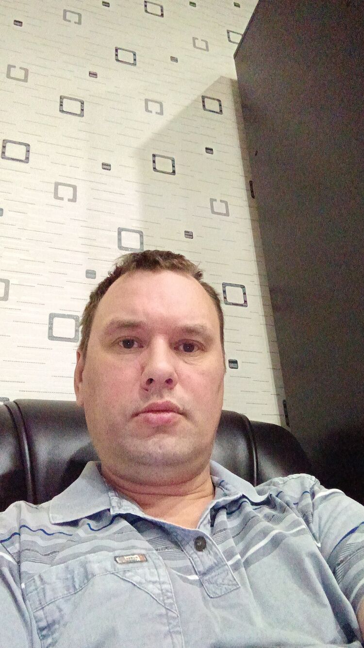  49625058  , 32 ,    