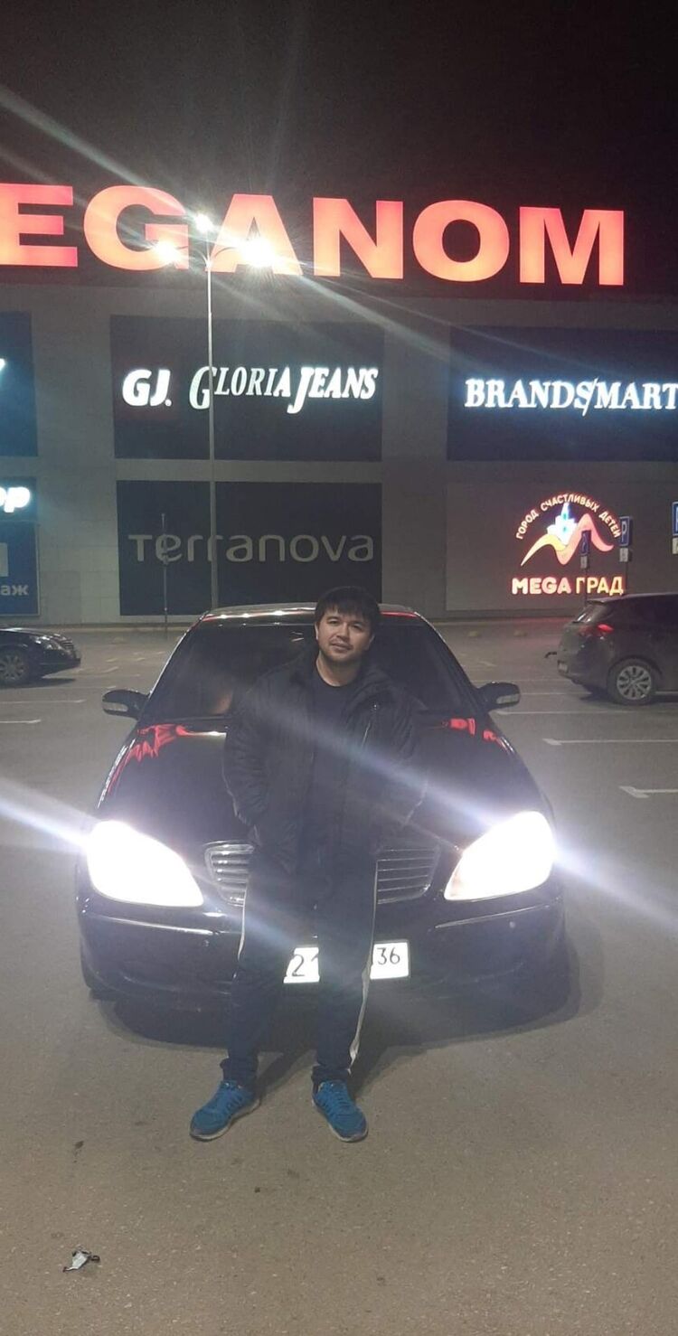  42590218  , 36 ,    