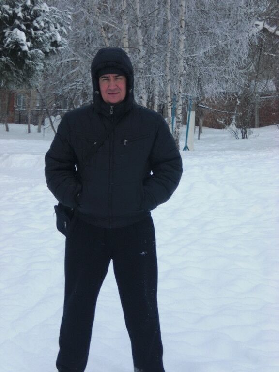  52689558  Aleksandr, 44 ,    