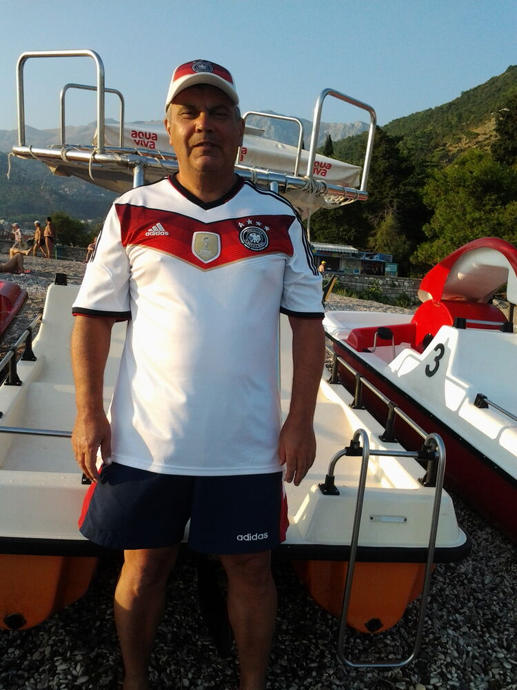  ,   Yuri, 66 ,   ,   , 