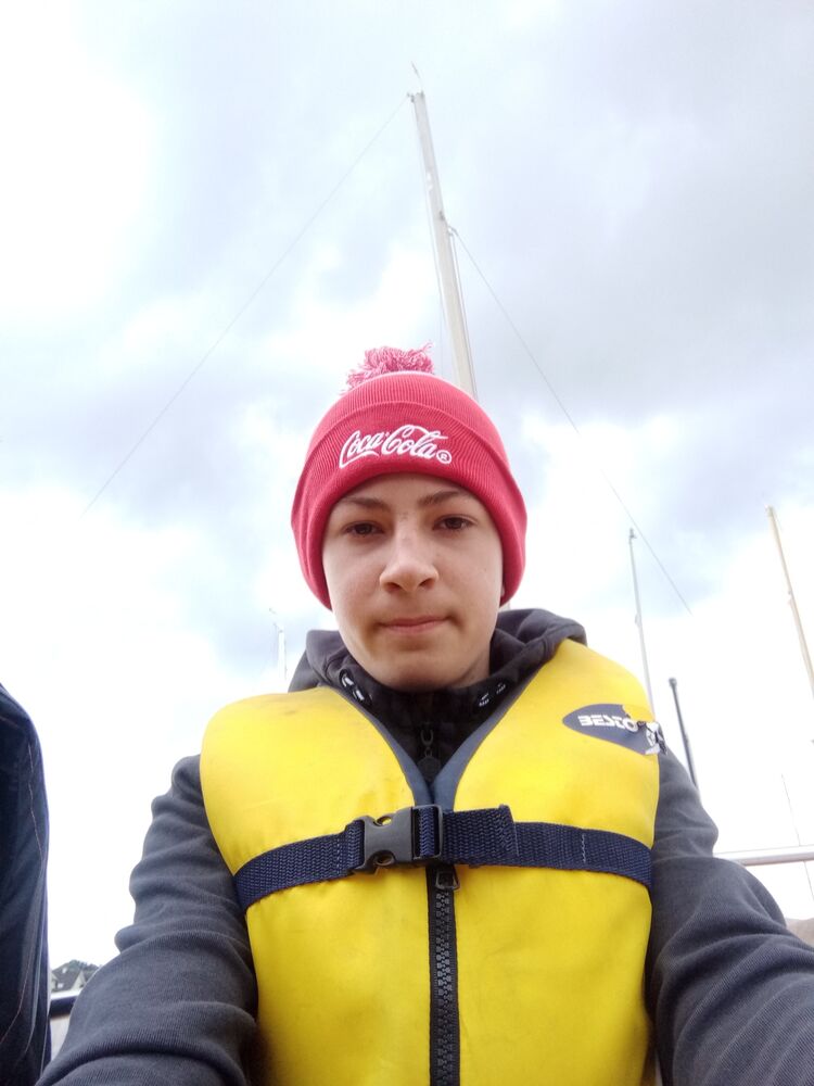  26810418  , 22 ,    Warnsveld