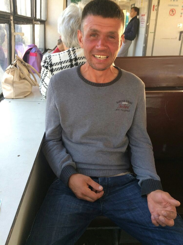  ,   Sergey, 42 ,   ,   , c , 