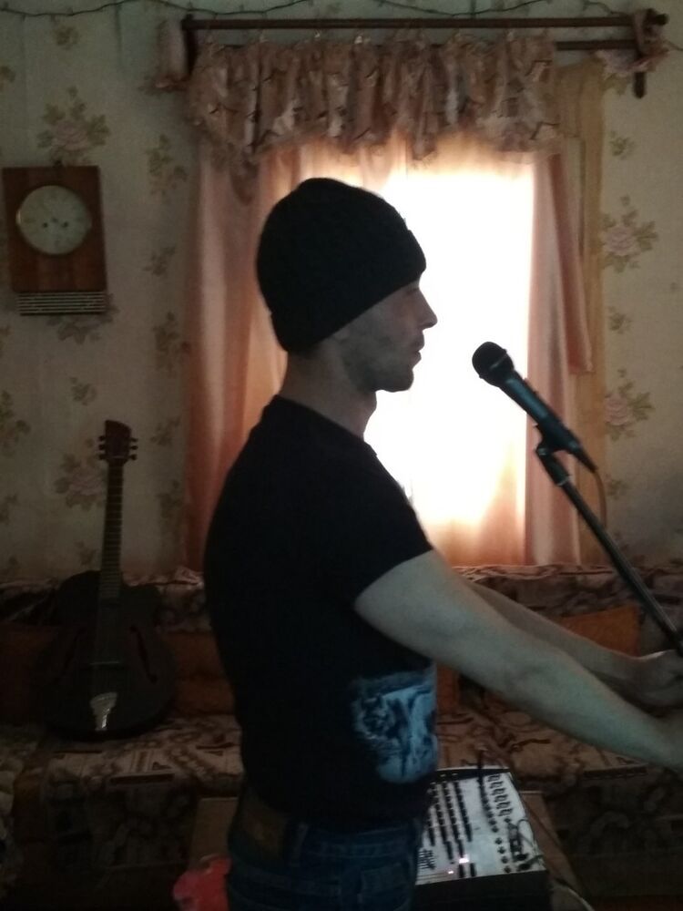  15744658  Dima, 47 ,    