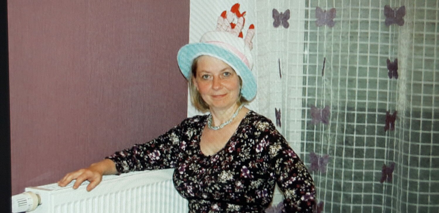  Offenburg,   Elena, 60 ,     , c 