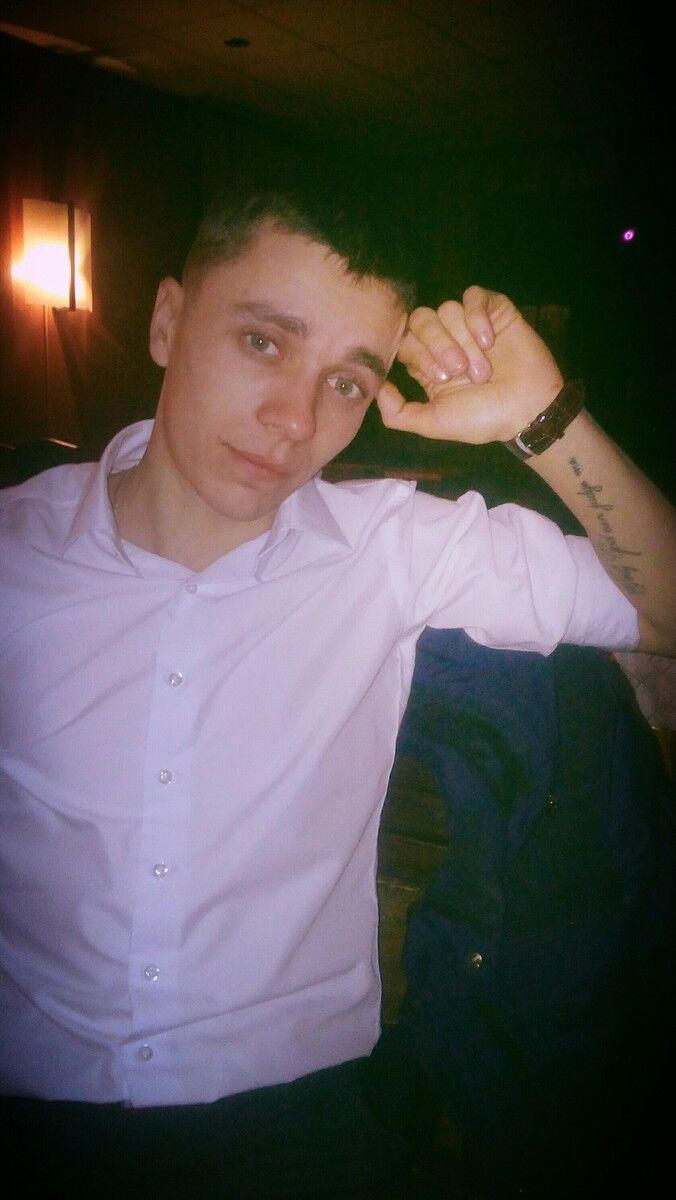  10897818  Vovik, 32 ,    