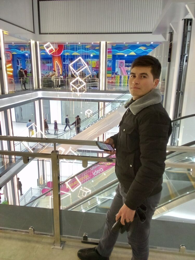  48631108  Murod, 25 ,     