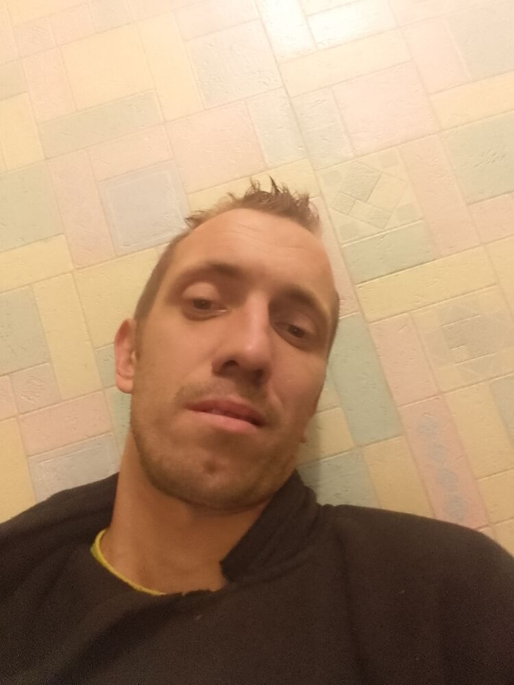  48089068  , 33 ,    