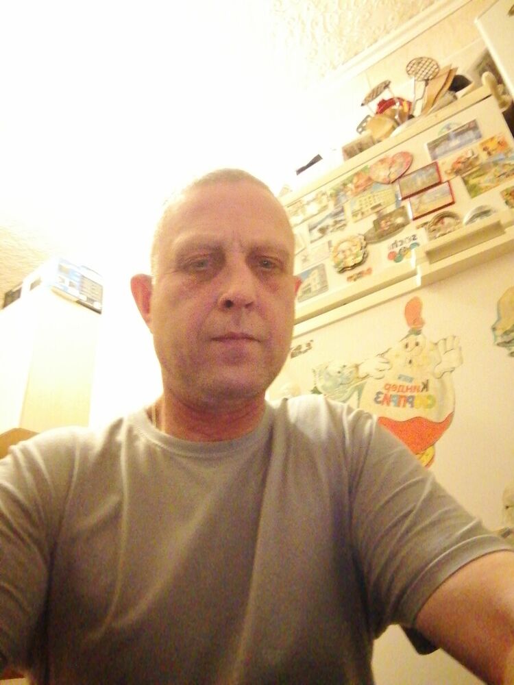  22236928  , 52 ,    