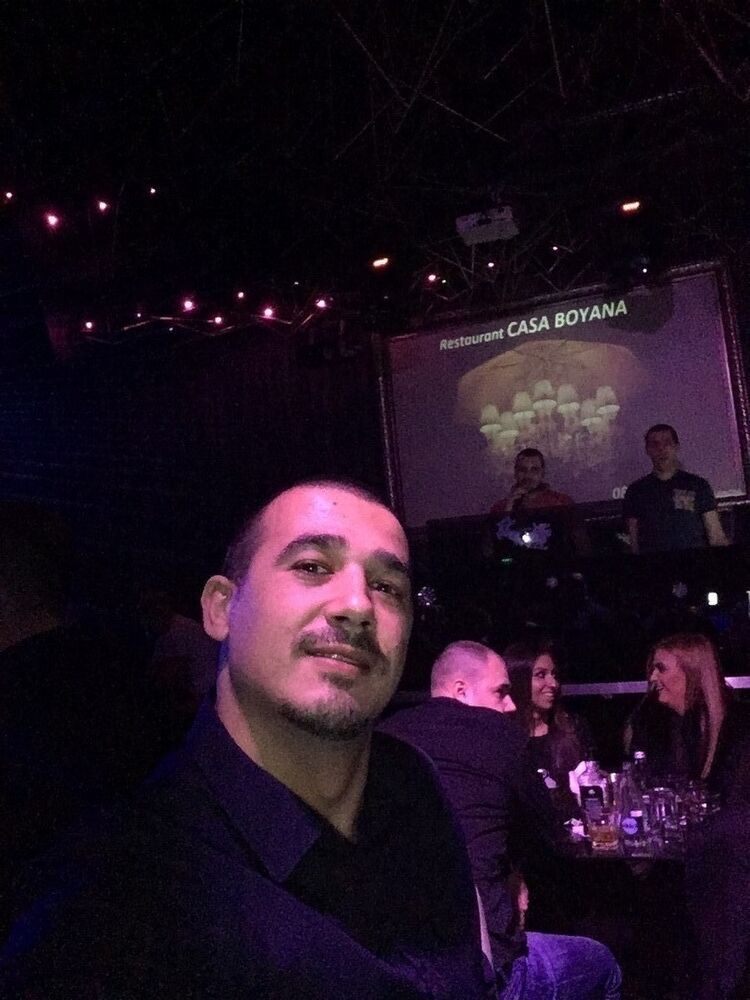  9234948  Ivaylo, 42 ,    