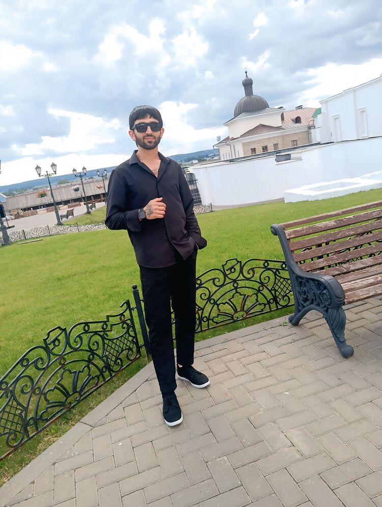  54044978  Murad, 24 ,    