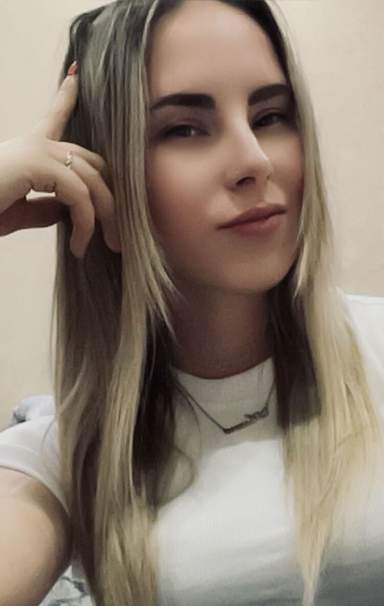  44772198  , 23 ,    
