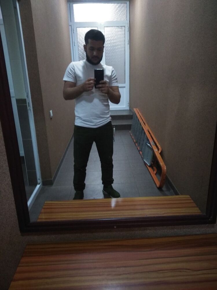  19809528  , 34 ,    