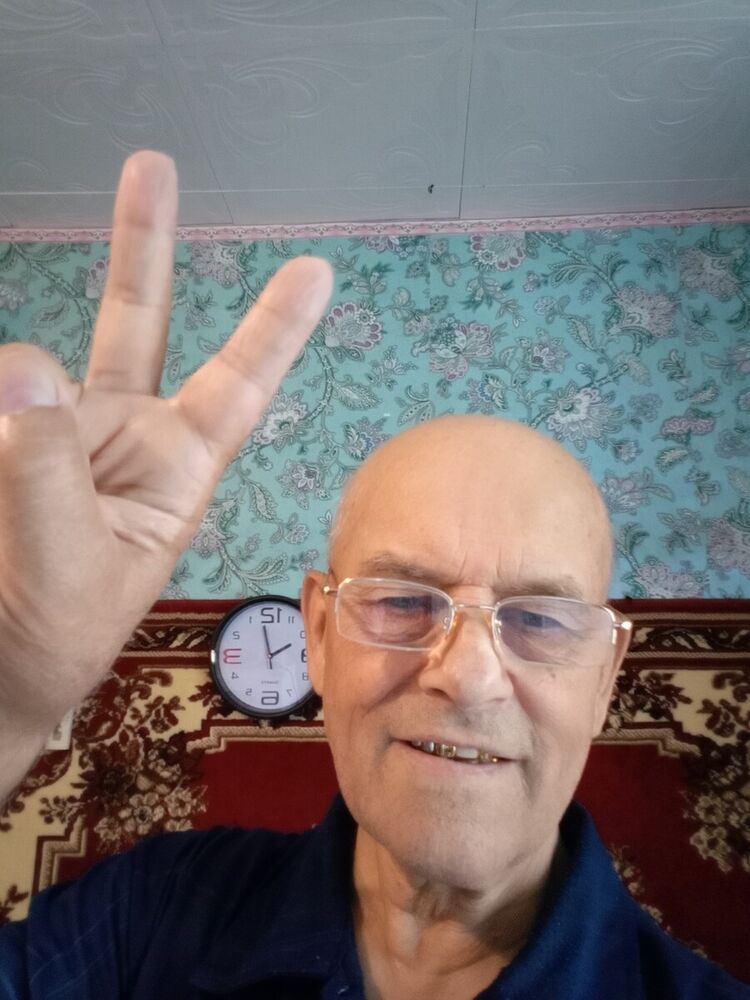  22255578  , 70 ,    