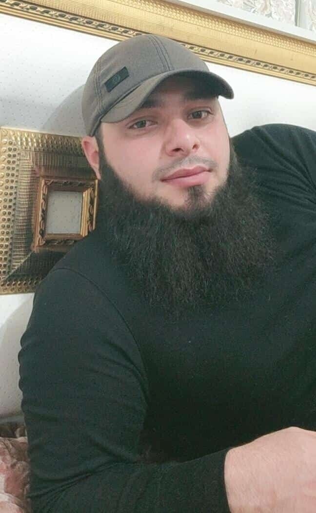  47438518  , 31 ,    
