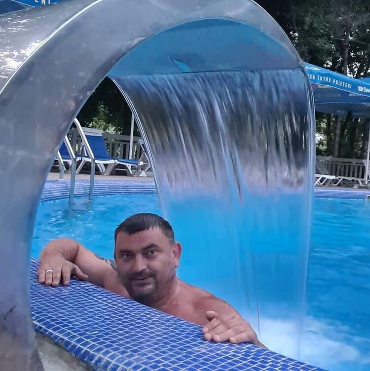  ,   Veaceslav, 44 ,   ,   