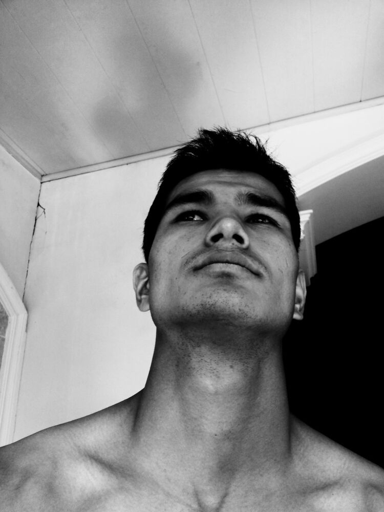  ,   Bekzod, 32 ,   ,   , c , 