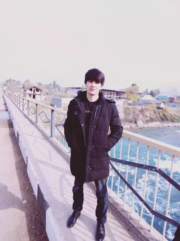  ,   Anass, 29 ,   ,   