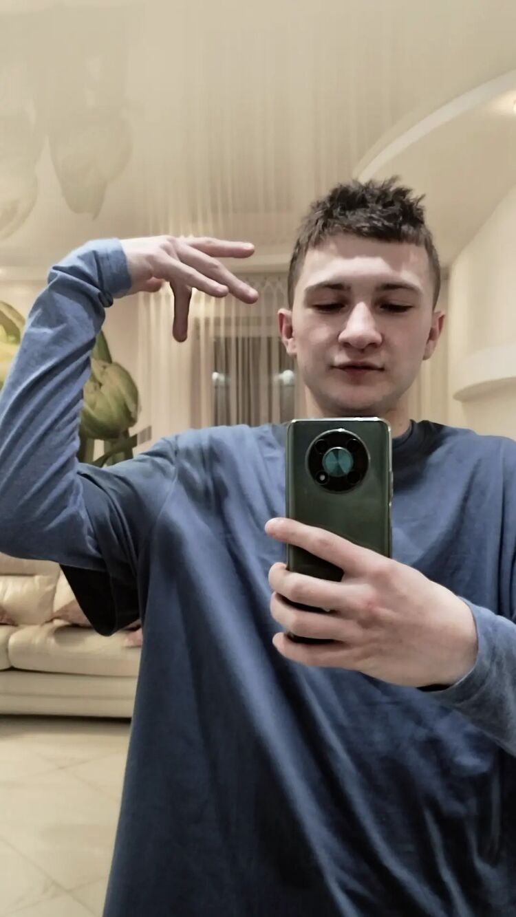  42389958  , 23 ,    