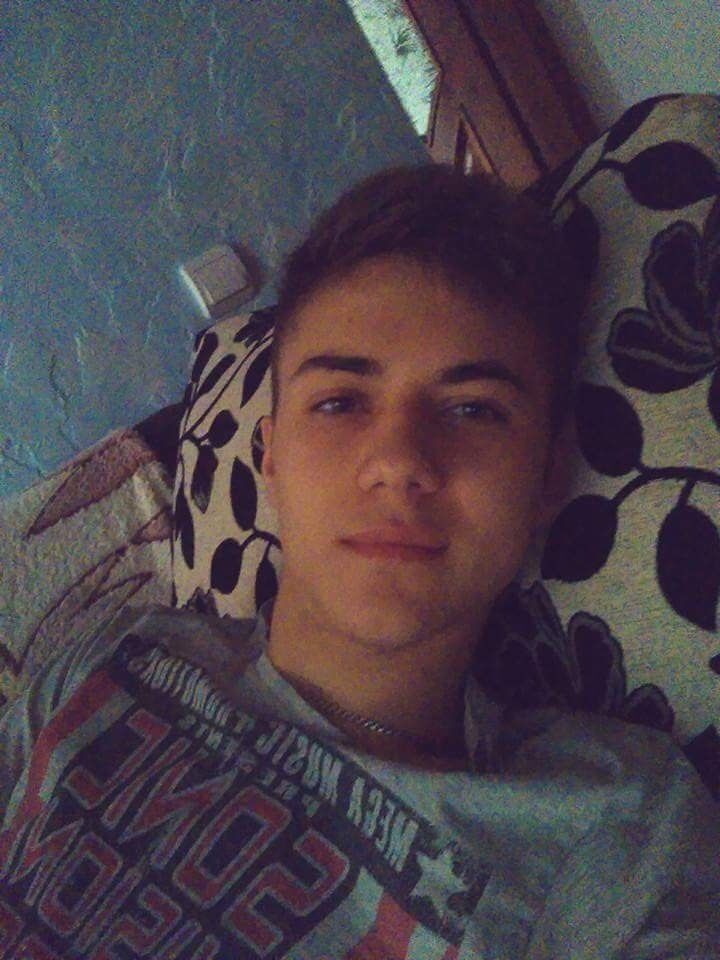  ,   Alexandru, 28 ,  