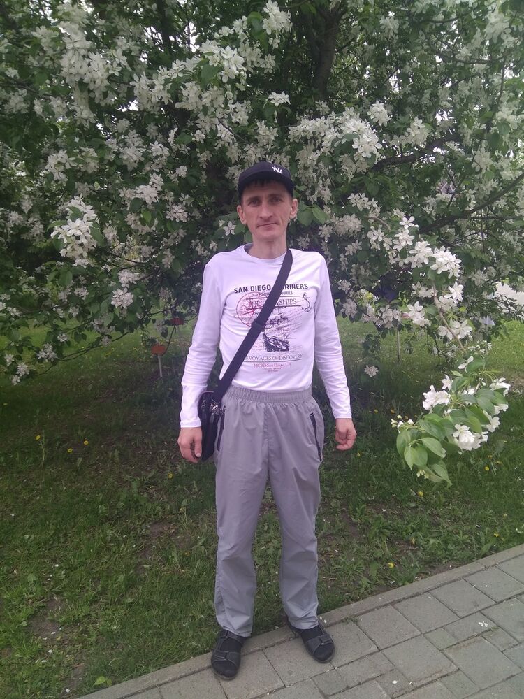  14454308  Vlad, 41 ,    