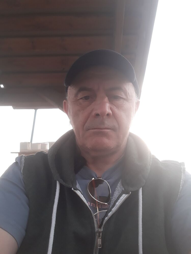  27350368  , 64 ,    