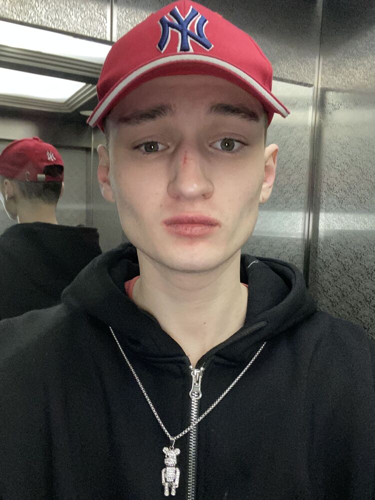 ���� 42004988 ����� ��������, 24 ����, ���� ���������� � �����