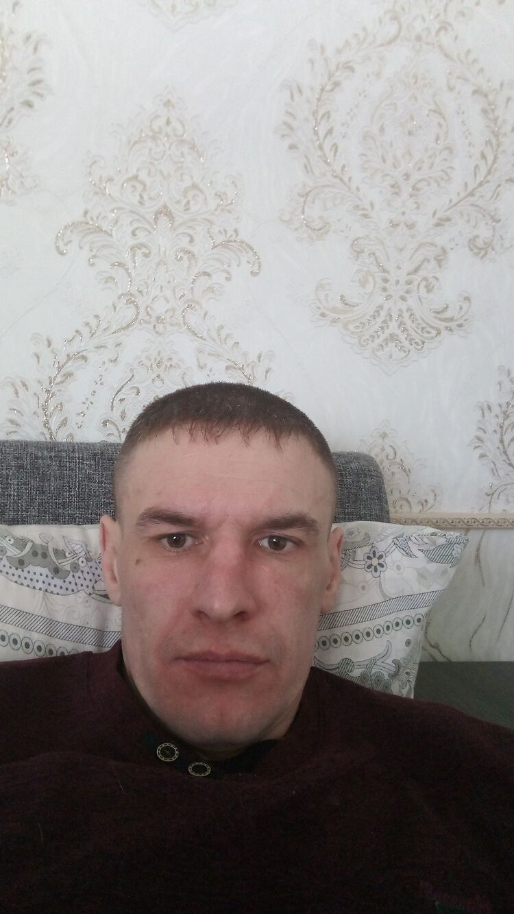  42388798  Vladimir, 36 ,    