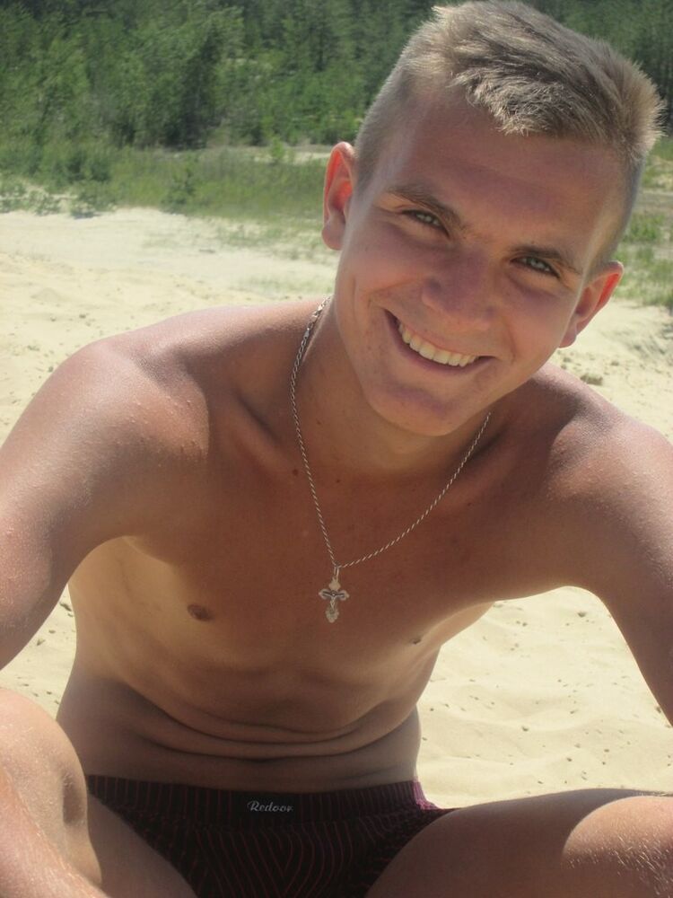  7931298  Sergey, 29 ,    