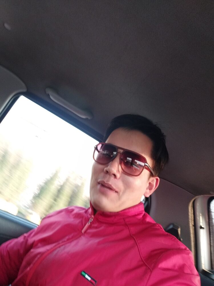  ,   Abror, 31 ,   