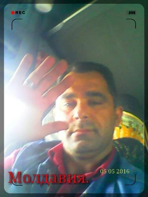  46540878  Polad, 44 ,    