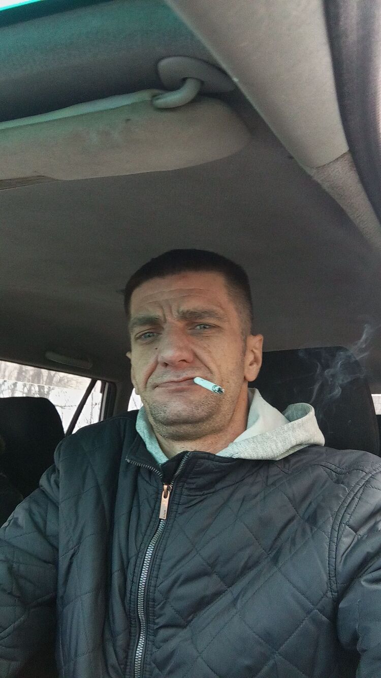  40693378  , 42 ,    
