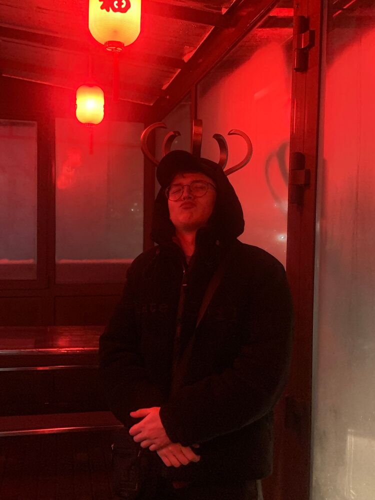  48125818  , 20 ,    