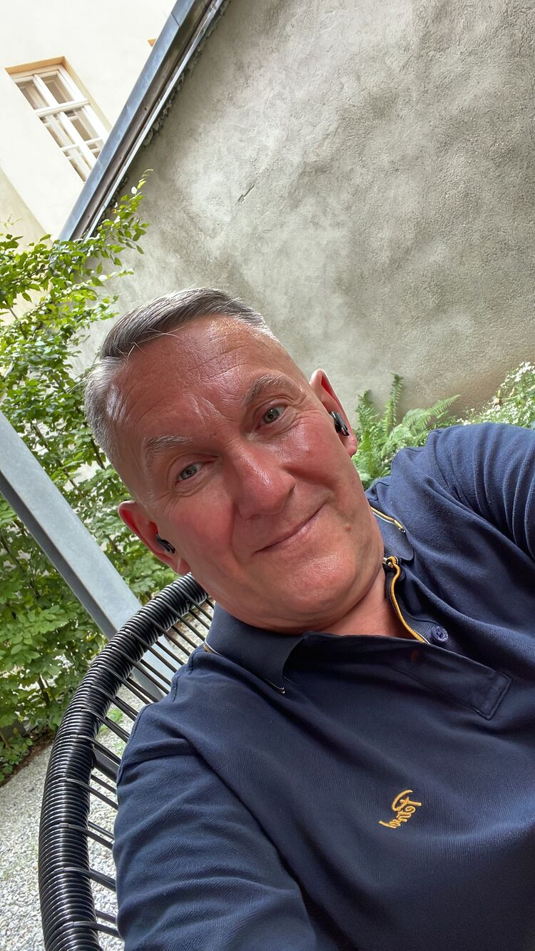  52615588  Sergey, 55 ,    Mainz