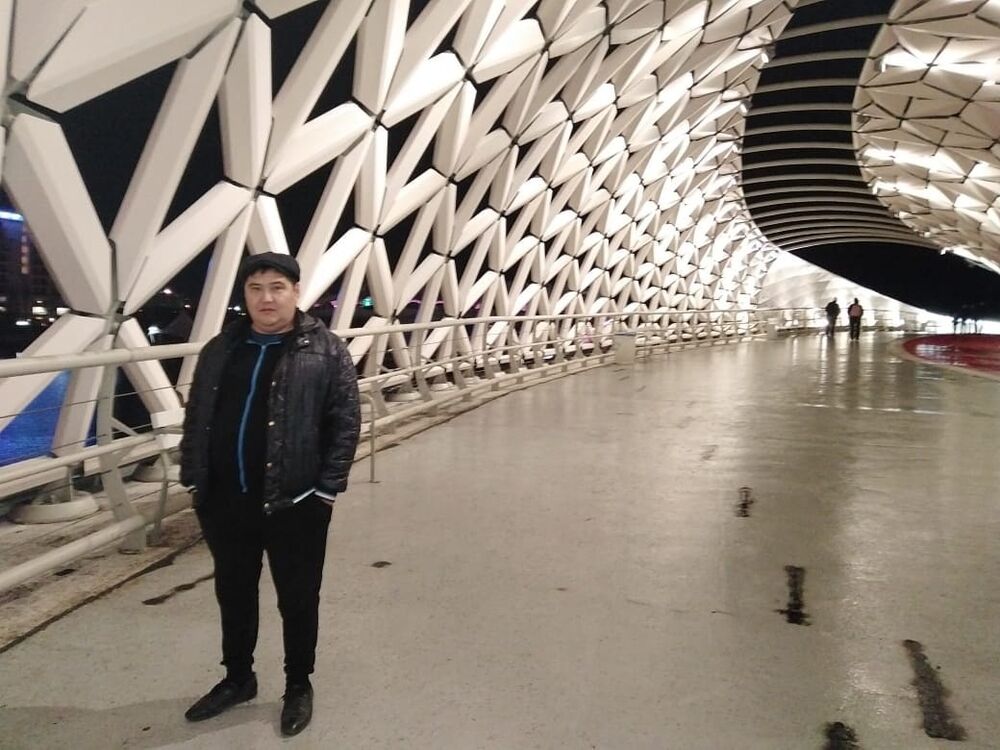 ,   Batyr, 42 ,   ,   , c 