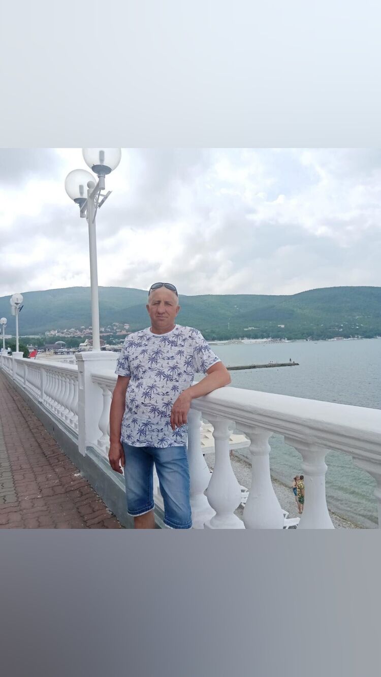 51091568  Igor, 50 ,    