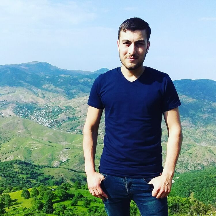  ,   Alik, 34 ,   ,   