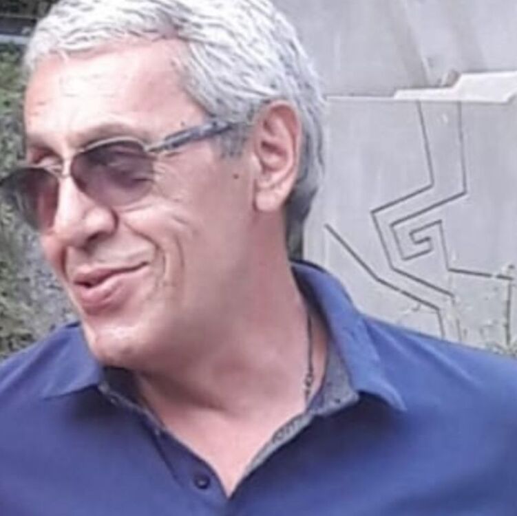  53771038  Mamuka, 55 ,    