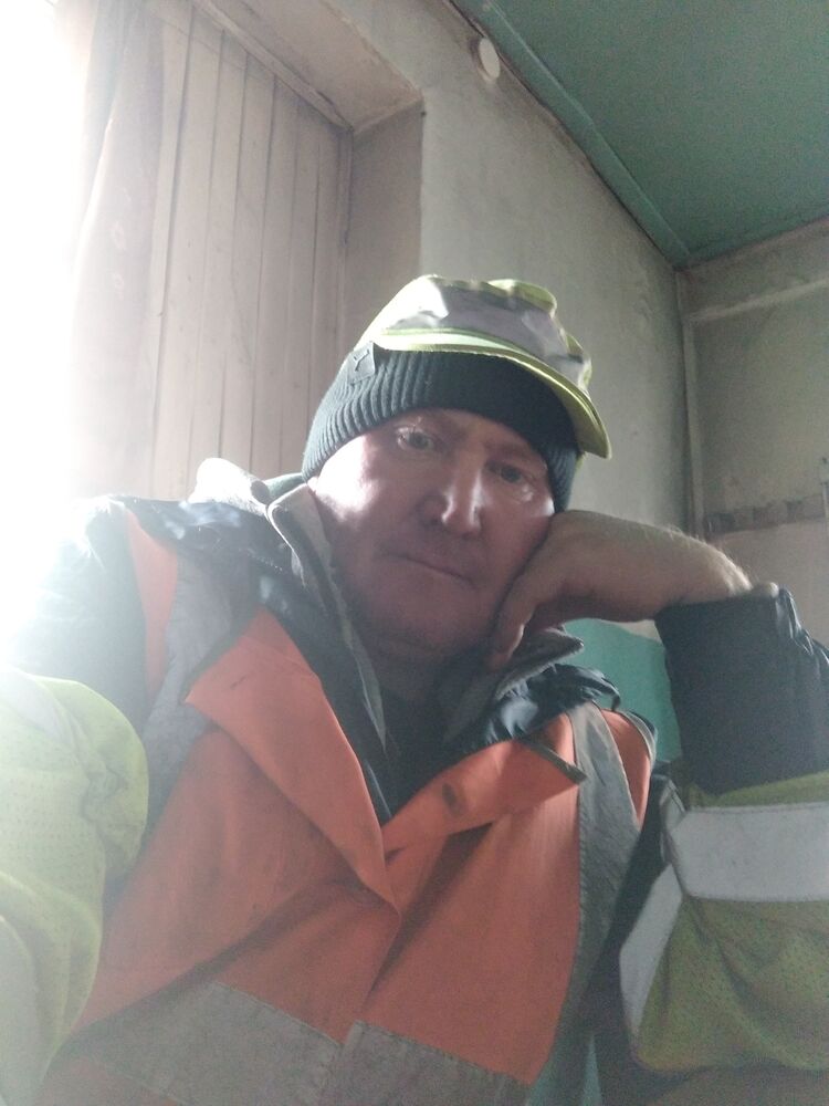  46707178  , 40 ,    