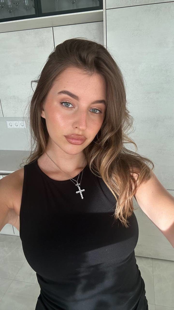  44939468  , 29 ,    