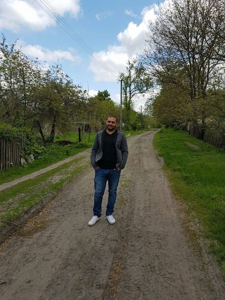  ,   Walid, 38 ,   ,   , c 