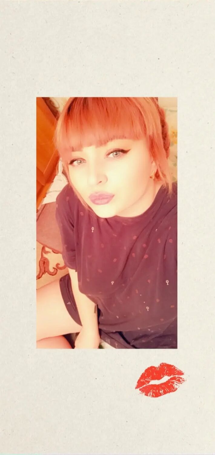  ,   Adelina, 39 ,   ,   