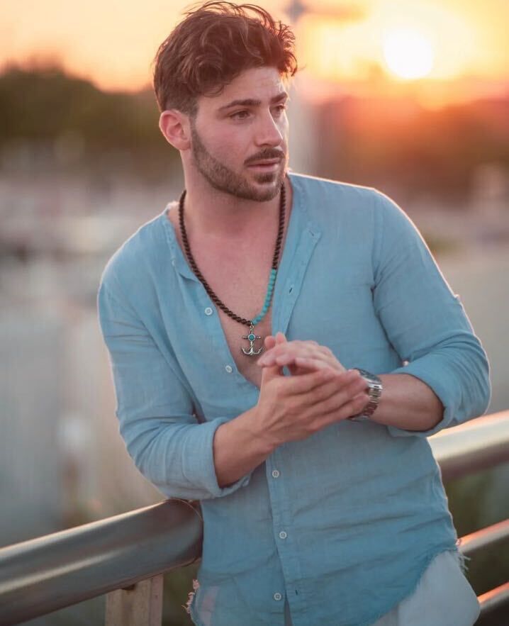  51727688  Nicola, 42 ,    Forest Hills